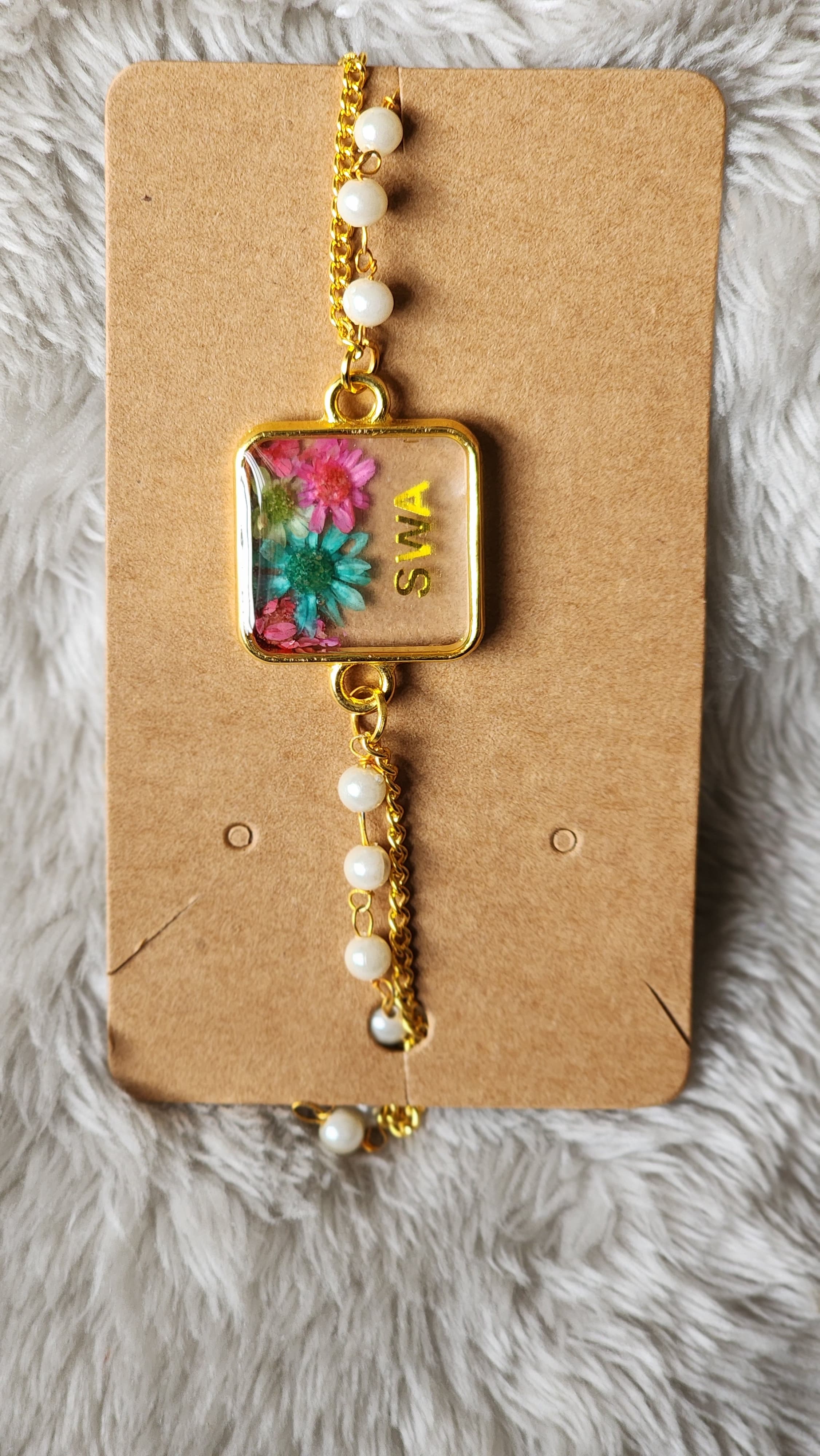 Personalized Floral Resin Bracelet – 100% Handmade Custom Name Jewelry